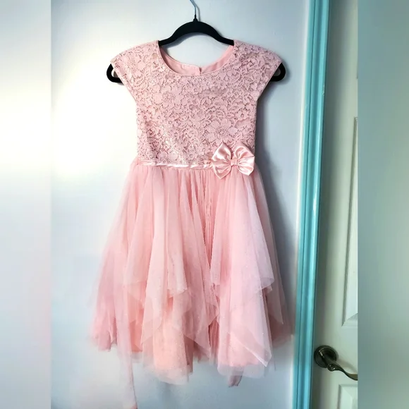 open lace back dress Jona Michelle White & Pink Dress – Tomorrow's Child Resale